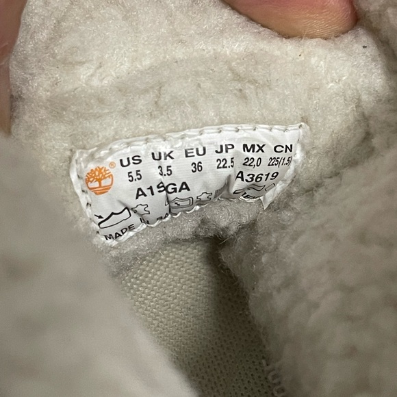 Like New Women’s Size 5.5 (Euro Size 36) Timberland Jayne Fleece Fold-down Boots - Picture 10 of 14